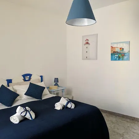 Meraki Holiday home *
